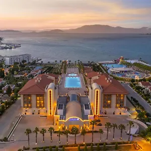 وسبا راديسون بلو جيسمي Çeşme